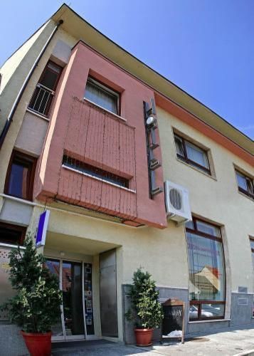 Hotel Maxim Svaty Jur Exterior photo